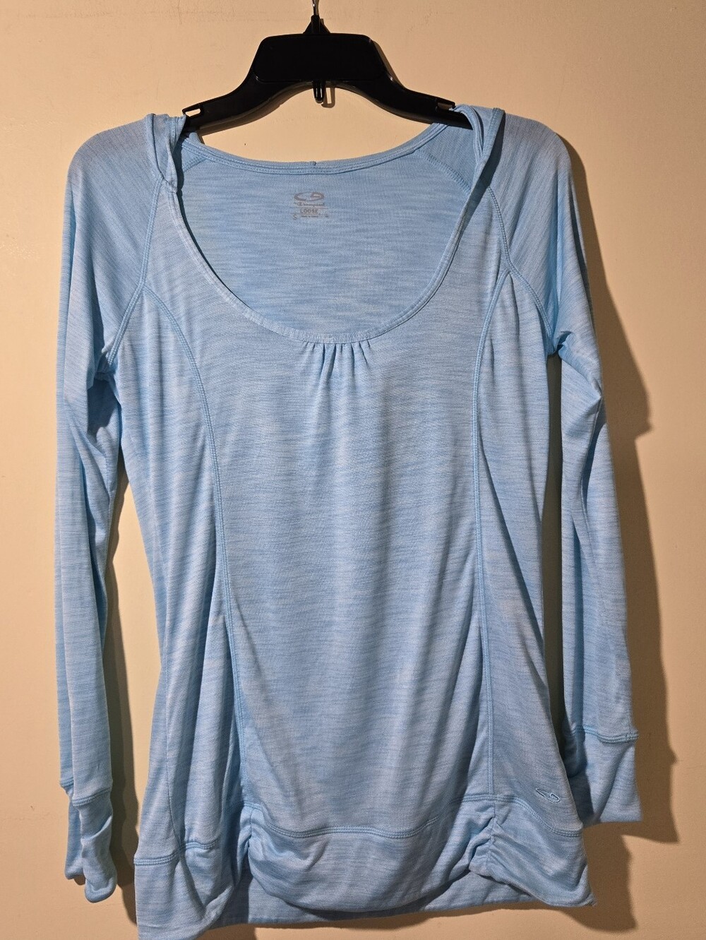 Women's Champion Light Blue Long Sleeve Scoop Neck Hoodie Top.